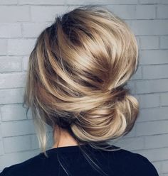 60 Easy Updo Hairstyles for Medium Length Hair in 2022 Chignon Simple, Easy Updos For Medium Hair, Trendy Updos, Loose Updo, Up Dos For Medium Hair, Best Wedding Hairstyles, Updos For Medium Length Hair