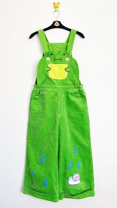 Frog Overalls Outfit, Silly Clothes Aesthetic, Clowncore Overalls, Cute Frog Outfits, Kidcore Style Outfits, Wierd Core Outfit, Cute Kidcore Outfits, Frogcore Outfits, Clothes For Ocs