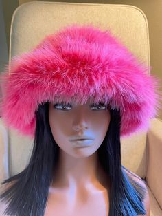 This beautiful incredibly soft faux fur hat is a must have for the fall and winter season.It is stylish and warm and can be dressed up or down. The head circumference of the hat is about 22-23inches (56-60cm) so almost everyone should fit :) The hat is made out of Vegan Fur and is super soft and fluffy:) For any different color requests please send me an email:) Pink Fur Bucket Hat, Fluffy Hats, Nicki Minaj Concert, Rave Hats, Fuzzy Hat, Fluffy Hat, Bucket Hat Outfit, Pink Bucket Hat, Fuzzy Bucket Hat