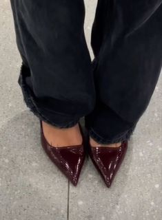 Mango Red Heels, Red Heels Outfit Aesthetic, Cherry Shoes Outfit, 2023 Heels Trend, Spring 2024 Shoe Trends, Cherry Red Outfit Aesthetic, Cherry Red Shoes Outfit