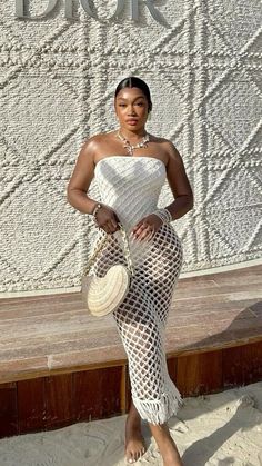 Beach Outfits Women Black Woman, All White Crochet Outfit, All White Pool Party Outfit, All White Boat Party Outfit Summer, Yatch Outfit Black Women, Crotchet Outfit Black Women, Baja Beach Fest Outfits, Beach Outfits Black Women, Beach Outfit Black Women