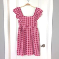 Nwt From Asos. Pink And Red Gingham Patterned Dress. Square Neckline. Elastic On The Back For Added Stretch And Comfort. Lined. No Pockets. Flutter Sleeves. Sizing Is Uk 14 = Us Large Pink Gingham Dress, New Look Dresses, Final Boss, Style Bundle, Patterned Dress, Red Gingham, I Feel Pretty, Pink Gingham, Feel Pretty