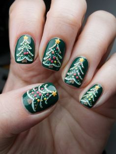 26 Festive Christmas Nail Art Design Ideas For 2023 Holiday Manicure, Fingernail Designs, Art Design Ideas, Christmas Gel Nails, Nail Idea, Gel Nail Designs, Christmas Nail