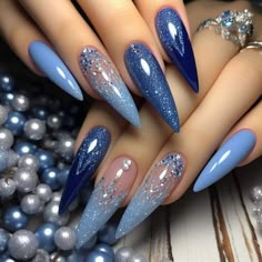 Saphire Nail Designs, Winter Pointy Nails, Denim Nail Designs, Denim Nails Acrylic, Dark Blue Stiletto Nails, Winter Blue Nail Designs, New Years Nails Blue, Blue And Silver Christmas Nails, Sns Nail Art