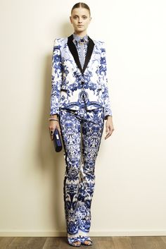 Designer Suit, Fashion Themes, Batik Dress, Resort Collection, Bold Prints, Designer Suits, Kimono Fashion, Roberto Cavalli