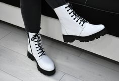 Handmade zipper and lace up chunky boots are made of genuine leather. White chunky heel boots are very comfortable.  These boots are perfect for any occasion. You always look stylish. Upper and insole: genuine leather Sole: rubber Sole thickness: 4,5 cm (1,77 inches) Total height: 21,5 cm (8.46 inches) You can also like black combat shoes: https://www.etsy.com/listing/1494539507 Sizes: 36 EU/ 5US/ 3UK - 23,5 cm / 9,25 inches 37 EU/ 6US/ 4UK - 24 cm/ 9,45 inches 38 EU/ 7US/ 5 UK - 25 cm/ 9,84 inc Chunky Boots Women, White Chunky Boots, Combat Boots White, Tan Lace Up Boots, Ankle Lace Up Boots, Girls Combat Boots, Combat Shoes, Spring Shoes Women, Snake Skin Shoes