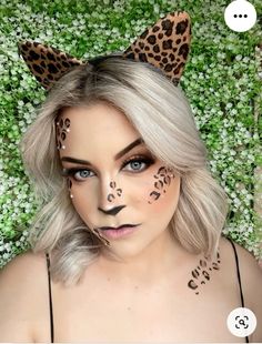 Lepord Halloween Costume Makeup, Leapord Make Up Halloween, Leopard Face Makeup Halloween, Leopard Print Face Makeup, Cheetah Costume Women Halloween Makeup, Cheetah Print Face Makeup, Leapord Make Up, Adult Cat Costume For Women Diy, Cheetah Print Face Paint