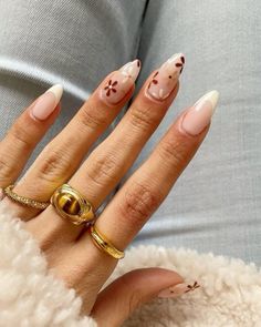 Nail Art Designs Flowers French Tips, Floral Tips Nails, Tan Floral Nails, Nail Inspo Almond Flowers, Pastel Autumn Nails, Autumn Nails Flowers, Fall Flower Nails Design, Artsy Nail Ideas, Autumn Flower Nails