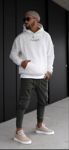 Mens Athleisure Outfits, Athleisure Outfits Men, Cap Outfit Men, Mens Joggers Outfit, Mens Athletic Fashion, Athleisure Inspiration, Sweater Outfits Men, Athleisure Men, Mens Fashion Illustration