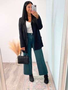 Autumn' Vervet Balsam Green Wide Leg Cropped Jeans-These high waist, cropped wide leg jeans feature the amazing stretch we love from Vervet in a gorgeous color for the Fall/Winter! Pair this deep green with all the rich colors of fall as well as the black and white basics!-Cali Moon Boutique, Plainville Connecticut Wide Leg Pant Outfit, Easter 2024, Colors Of Fall, Casual Bottoms, Phone Screens, Blazer With Jeans, Long Sleeve Blazers