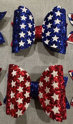 Medium glitter vinyl 4th of July hair bows with alligator clip. Starting at $8. Glitter Vinyl, Bedroom Ideas