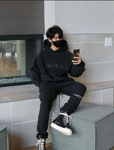 Eboy Aesthetic Outfits Men, Eboy Aesthetic Outfits, E Boy Outfits, Eboy Style, Mens Fashion Streetwear, Cool Outfits For Men