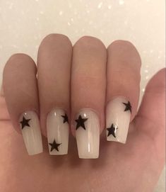 Wow Nails, Hippie Nails, Nagel Tips, Grunge Nails, Pretty Gel Nails, Black Stars, Soft Nails, Funky Nails, Pretty Acrylic Nails