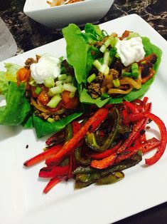 My dinner.   Bib Lettuce taco.   No fat ( just a touch of sour cream ) more for the pic. No gluten  Scarsdale Diet By Sasha Bib Lettuce, Lettuce Tacos, No Gluten, Fat Burning Tips, Diet Tips, Diet And Nutrition, Healthy Foods