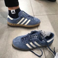 Best Tattoo In The World, Vintage Adidas Shoes, Adidas Shoes Outfit, Friendship Tattoo, Tattoos For Men And Women, Hype Shoes, Best Tattoo