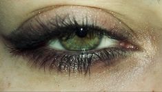 Eye Makeup Aesthetic, Grunge Eye Makeup, Grunge Ideas, قلادات متدلية, Look Grunge, Makijaż Smokey Eye