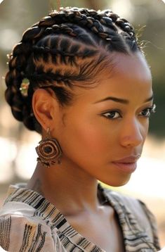 Black Woman Hairstyle Natural, Braided Cornrow Hairstyles, Natural Curls Hairstyles, Natural Hair Updo, Braided Hairstyles Updo, Penteado Cabelo Curto, Natural Hair Braids, Cornrow, Cornrow Hairstyles