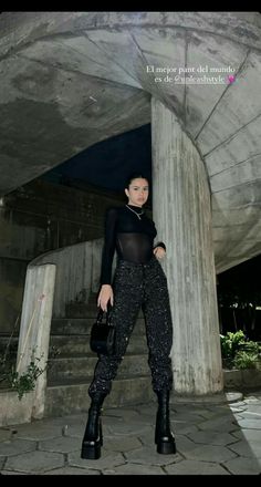 Black Rave Outfits, Surfergirl Style, Techno Outfit, Party Outfits Night, Fiesta Outfit, Fall Trends Outfits, After Life, Festival Looks, Looks Chic