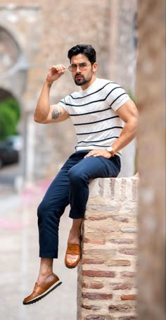 Gym Men Motivation, Summer Business Attire, Men Fashion Photoshoot, Product Photography Studio, Business Casual Summer, Outfit For Men, Piece By Piece