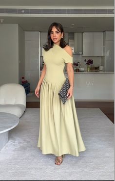 Modest Christian Dresses, Modest Feminine Dresses, Modest Elegant Outfits, Conservative Outfits, Dinner Dress Classy, Elegant Dresses Classy, Modest Fashion Outfits, Dress Outfit