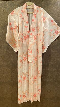 japanese traditional kimono, Yukata. vintage beautiful condition. arround 1960. Vintage Kimono With Kimono Sleeves, Long White Vintage Kimono, White Long Vintage Kimono, Traditional White Robe With Kimono Sleeves, Floral Print Kimono For Tea Ceremony, Traditional Spring Wedding Kimono, Traditional White Floral Kimono, Traditional White Floral Print Kimono, Vintage Long Kimono For Wedding