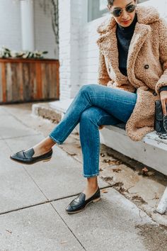 everlane loafers Loafer Outfits, Fall Fashion Coats, Millennials Fashion, Mode Casual, Autumn Outfits, Casual Fall Outfits, Estilo Boho, Autumn Fashion Women, Style Outfits