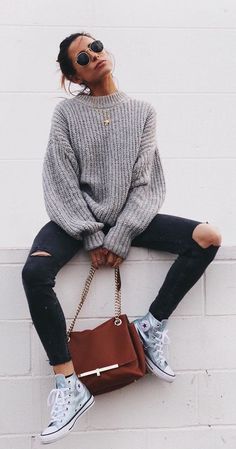 Mode Inspo, Winter Mode, 가을 패션, Mode Inspiration, Fall Winter Fashion, Fall Winter Outfits, Outfits Casuales, Grey Sweatshirt, Sweater Weather