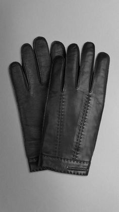 $425, Black Leather Gloves: Burberry Cashmere Lined Leather Touch Screen Gloves. Sold by Burberry. Click for more info: https://lookastic.com/men/shop_items/179649/redirect Burberry Mens, Men's Gloves, Mens Cashmere, Black Leather Gloves, Driving Gloves, Touch Screen Gloves, Mens Gloves, Mens Accessories Fashion