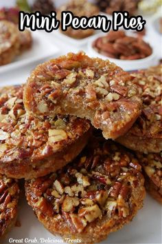 Mini Pecan Pies Mini Pecan Pie Recipes, Christmas Dessert Menu, Slow Cooker Roast Beef, Pecan Pies, Mini Pecan Pies, Pecan Pie Filling, Slow Cooker Roast, Pecan Cookies