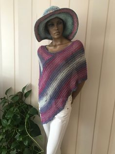 Bohemian Knitted Poncho For Spring, Handmade Bohemian Pink Tops, One Size Bohemian Knit Knitting Pattern, Oversized Knit Poncho For Summer, Handmade Pink Tops For The Beach, Handmade Pink Tops For Beach, Handmade Pink Beach Tops, One Size Yarn Poncho For The Beach, One Size Bohemian Pink Poncho