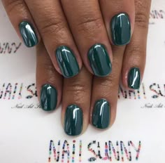 Green Chrome Nails Short, Nails Design Chrome, Green Tip Nails, Nail Sunny, Different Nail Designs, Chrome White, Trendy Nail Art Designs, Green Chrome, Chrome Powder