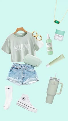 Summer Outfits For Girls 10-12, Florida Trip Outfits, Middle School Fits, High School Outfit Ideas, School Wishlist, Cute Middle School Outfits, Cute Summer Fits, Middle School Outfits