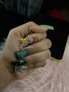 Duck Nails Green, Lime Green Duck Nails, Teal Duck Nails, Green Duck Nails, Tropical Duck Nails, Tourquise Nails Acrylic Long, Long Duck Nails, Duck Tip Nails, Junky Duck Nail