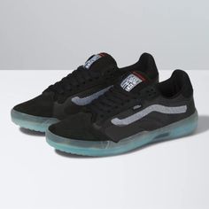 Vans Old Skool Low, Vans Store, Shoes Vans, Men's Vans, Vans Black, Vans Classic Slip On