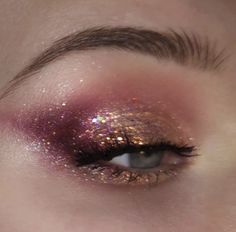 Purple And Red Eyeshadow Looks, Pink And Gold Makeup Looks, Kaytranada Concert, Magenta Makeup Look, Pageant Makeup, Bold Eyeshadow, Mekap Mata, 20 Makeup, Barbie Makeup