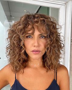 Lob With Curly Hair, Chopped Curly Hair, Naturally Curly Lob Haircut, Bob Length Curly Hair, Oblong Face Curly Hairstyles, Short Wavy Haircuts For Round Faces Naturally Curly, Shoulder Length Hair For Curly Hair, Bangs For Natural Curly Hair, Shaggy Lob With Bangs Curly