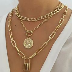 Set Of 3 Stylish Necklace True To Size Alloy Material Offers Welcome Biracial Woman, قلادات متدلية, Buckle Necklace, Texture Metal, Thick Chain Necklace, Layered Chain Necklace, Chunky Chain Necklaces, Boho Choker, Coin Pendant Necklace