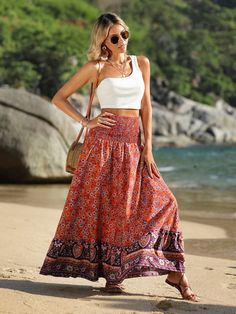 Ruffle Hem Skirt, Hippie Skirts, Flower Skirt, Boho Green, Boho Skirts, Floral Print Skirt, Boho Chic Outfits, Printed Skirts, Chic Outfits