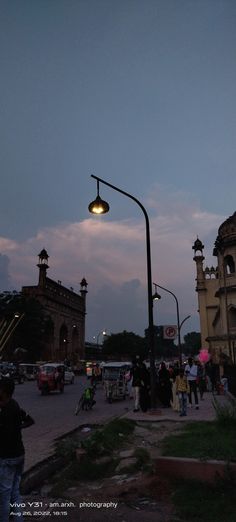 Lucknow Imambara Lucknow Road Snap, Lucknow Pics, Hazratganj Lucknow Snap, Gomti Nagar Lucknow Snap, Lucknow Aesthetic Photos, Lucknow Night Snap, Lucknow Pictures, Lucknow Snapchat