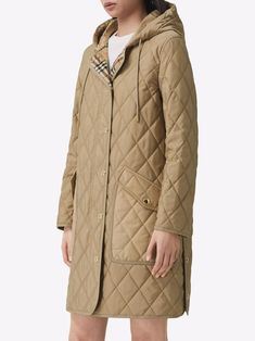 Dress And Loafers, Quilted Jacket Women, Thomas Burberry, Quilted Parka, Side Snap, Too Cold, Quilted Coat, Burberry Women, Body Heat