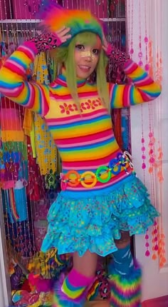 Harajuku Fashion Rainbow, Colorful Harajuku Fashion, Decora Fashion Dti Outfit, Partycore Outfits, Kandi Core Outfit, Decora Fashion Outfits Rainbow, Neon Core Outfit, Rainbow Clown Outfit