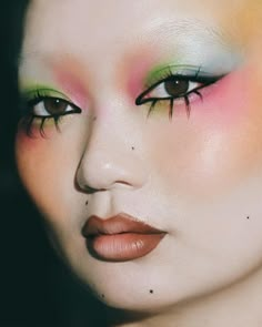 Bold Colorful Eye Makeup, Color Block Eyeshadow, Colourful Editorial Makeup, Primary Color Makeup, Eyeshadow Inspo Creative, Face Paint Aesthetic, Expressive Makeup, Fun Face Paint, Colourful Eye Makeup