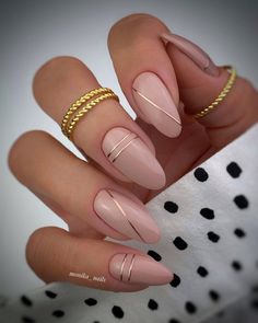 Almond Shaped Nails Designs, February Nails, Beige Nails, Almond Shape Nails, Almond Nails Designs, Almond Acrylic Nails, Almond Nail