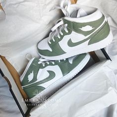 ♡ 100% authentic, hand-painted custom air force 1 lows with crackproof, waterproof coating ♡ New with original box ♡ Earthy green colorway         ☆ Color customization available ♡ Size may be converted to youth/mens if applicable (Message me if you need a size not listed) ♡ Made to order; allow 1-2 weeks for processing! ♡ All final sale, no returns or exchanges Green Shoes Men, Olive Sage Green, Mid Sneakers, Shoes Sneakers Jordans, Earthy Green, Nike Air Jordan 1 Mid, Custom Air Force 1, Custom Nike, Cute Nike Shoes