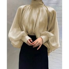 Spring Business Casual Outfits, Lantern Sleeve Shirt, Lantern Sleeve Top, Lantern Sleeved Blouses, Casual Shirt Women, Loose Shirt, Elegant Blouses, Loose Shirts, Lantern Sleeve