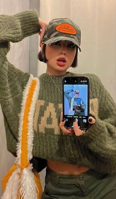 사진 촬영 포즈, Foto Poses, Instagram Photo Inspiration, Mode Inspo, Insta Photo Ideas, Photography Inspo, Fashion Poses, Looks Vintage, College Outfits