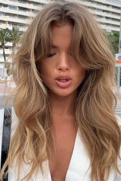 Rambut Brunette, Bangs With Medium Hair, Fringe Hairstyles, Natural Blondes, Hair Makeover