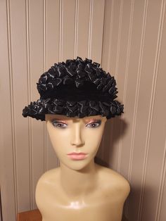 Very nice Vintage Black Raffia and Velvet Bow Bucket Hat 1960's Vintage Brimmed Top Hat For Costume, Vintage Short Brim Top Hat For Costume, Vintage Wide Brim Top Hat For Costume, Vintage Black Wide Brim Costume Hat, Vintage Black Bucket Hat, Vintage Wide Brim Costume Hat, Vintage Brimmed Costume Hats For Party, Vintage Brimmed Party Costume Hats, Vintage Brimmed Cloche Hat