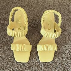 New- Yellow Pastel Heeled Sandals. Size 6.5 Pastel Yellow Fashion, Pastel Yellow Heels, Yellow Footwear, Pastel Heels, High Hill Shoes, Choir Concert, Heels Yellow, Yellow High Heels, Yellow Things