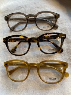 lemtosh moscot butterscotch smoke tortoise Moscot Glasses Women, Lemtosh Moscot, Moscot Glasses, Fall Glasses, Optic Glasses, Moscot Lemtosh, Unique Glasses Frames, Cute Glasses Frames, Glasses Aesthetic